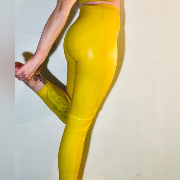 bright yellow latex legging by sensitive architecture latex - Picture 11 of 11